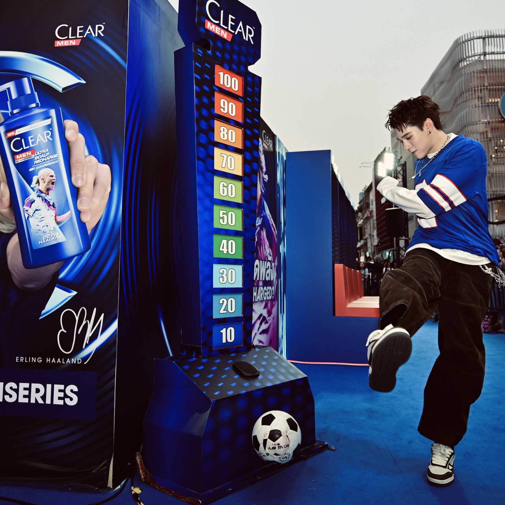 Program Clear Men Program มันส์กลางสยาม! พร้อมกับ CLEAR MEN ULTRA!