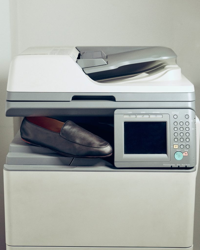 รองเท้า Anton Walk Loafer จาก Loro Piana