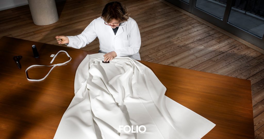 Loro Piana นำเสนอสุดยอดนวัตกรรมสิ่งทอ จากความเชี่ยวชาญและการค้นคว้ากว่า 2 ปี ในชื่อ 'Royal Lightness'