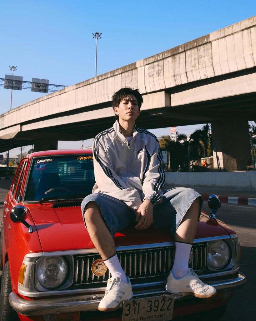 OOTD ของ ออฟ จุมพล ในสไตล์ Atheleisure