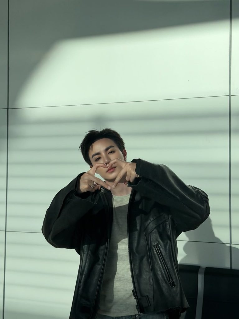 แอร์พอร์ตลุคสุดคูลของ ซี พฤกษ์