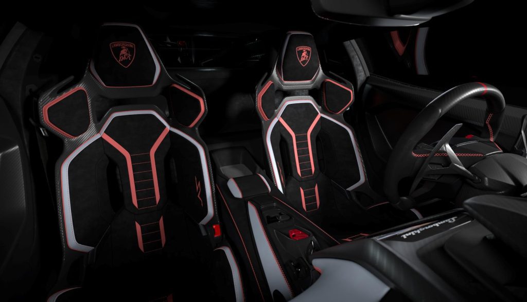 Lamborghini Revuelto SV