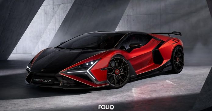 Lamborghini Revuelto SV